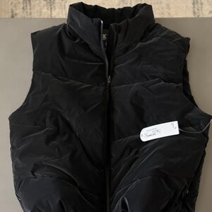 Xersion Black Puffer Vest